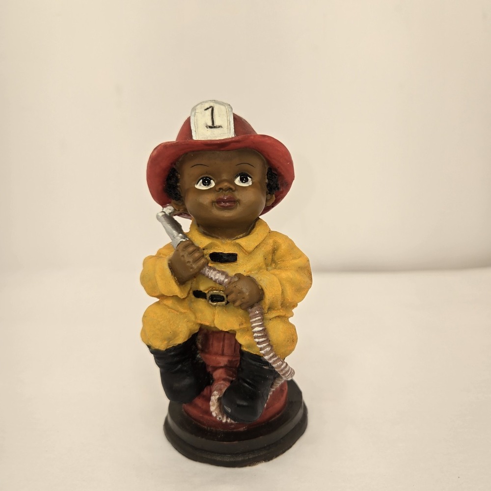 Firefighter Figurine Statue - Yellow Coat, Red Helmet - Firefighting & Rescue